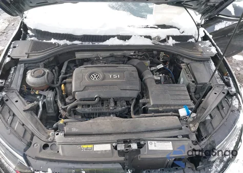 2019 Volkswagen Jetta Gli 2.0T 35Th Anniversary Edition/2.0T Autobahn/2.0T S z USA, uszkodzony, nr VIN 3VW5T7BU4KM143603